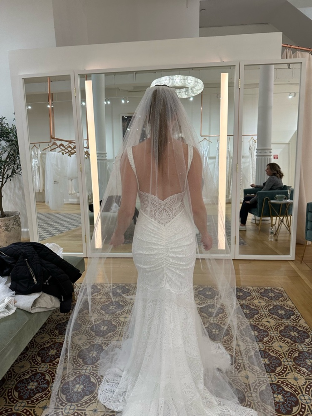NWT Grace Loves Lace long sparkle veil
